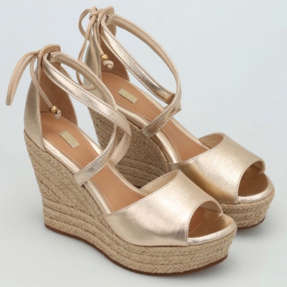 UGG Shoes - UGG Reagan Metallic Gold Leather Wedge Espadrille Jute Heel Sandals Size 9